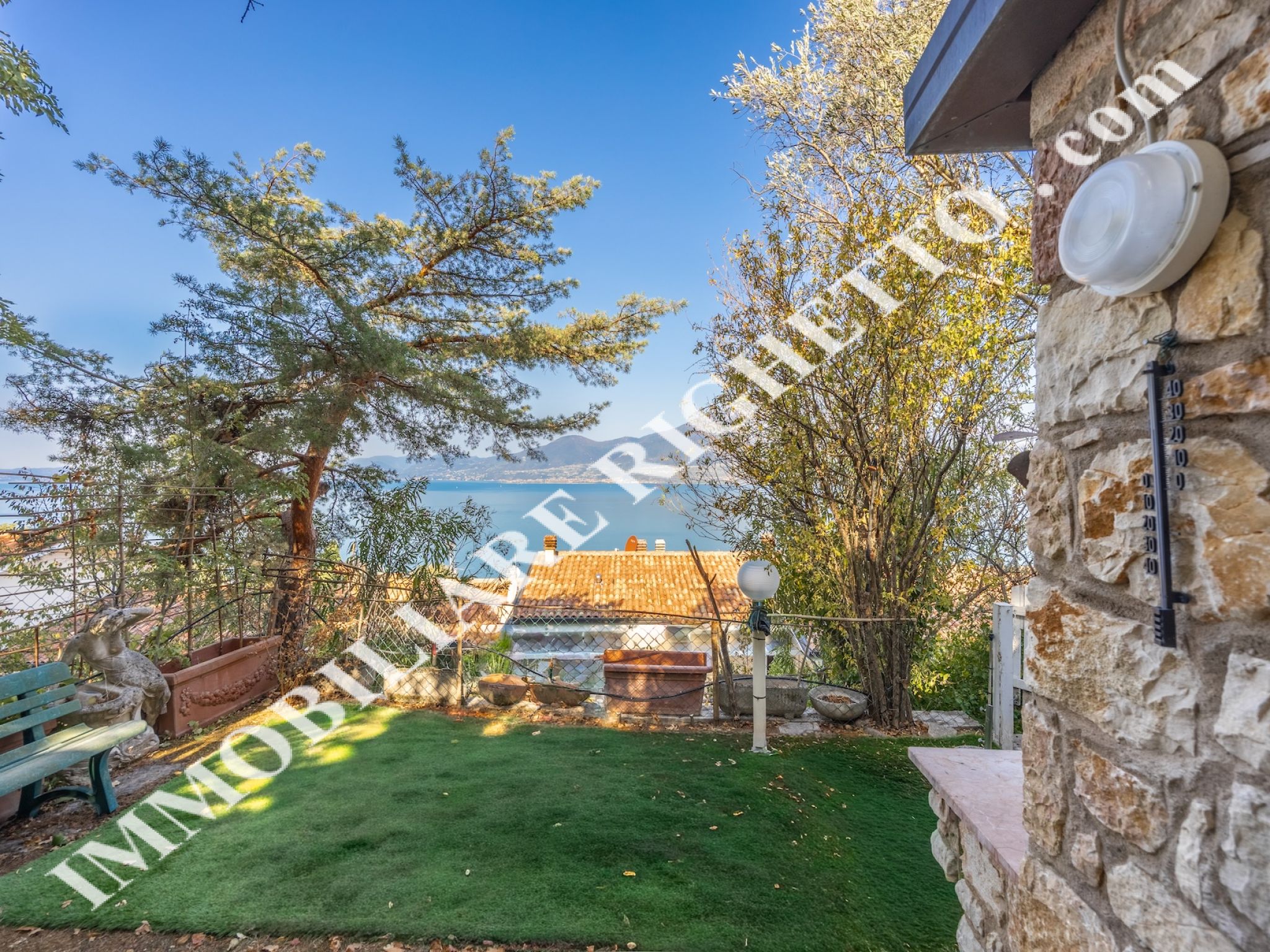 offerta immobile in vendita Ampia villetta a schiera con SPETTACOLARE VISTA LAGO